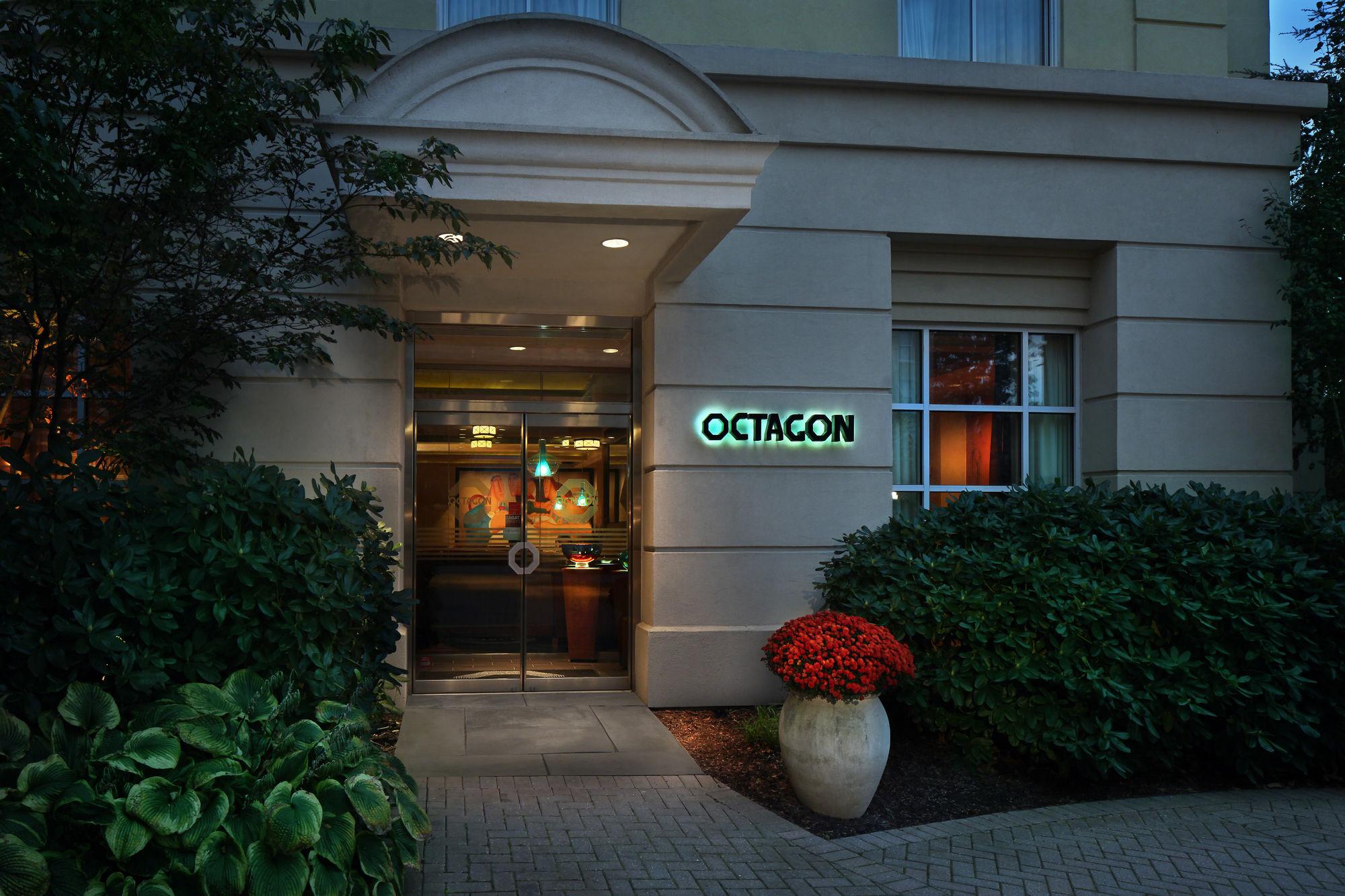 Mystic Marriott Hotel And Spa Groton Exterior photo